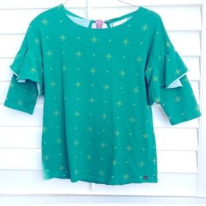 Cute green T-shirt